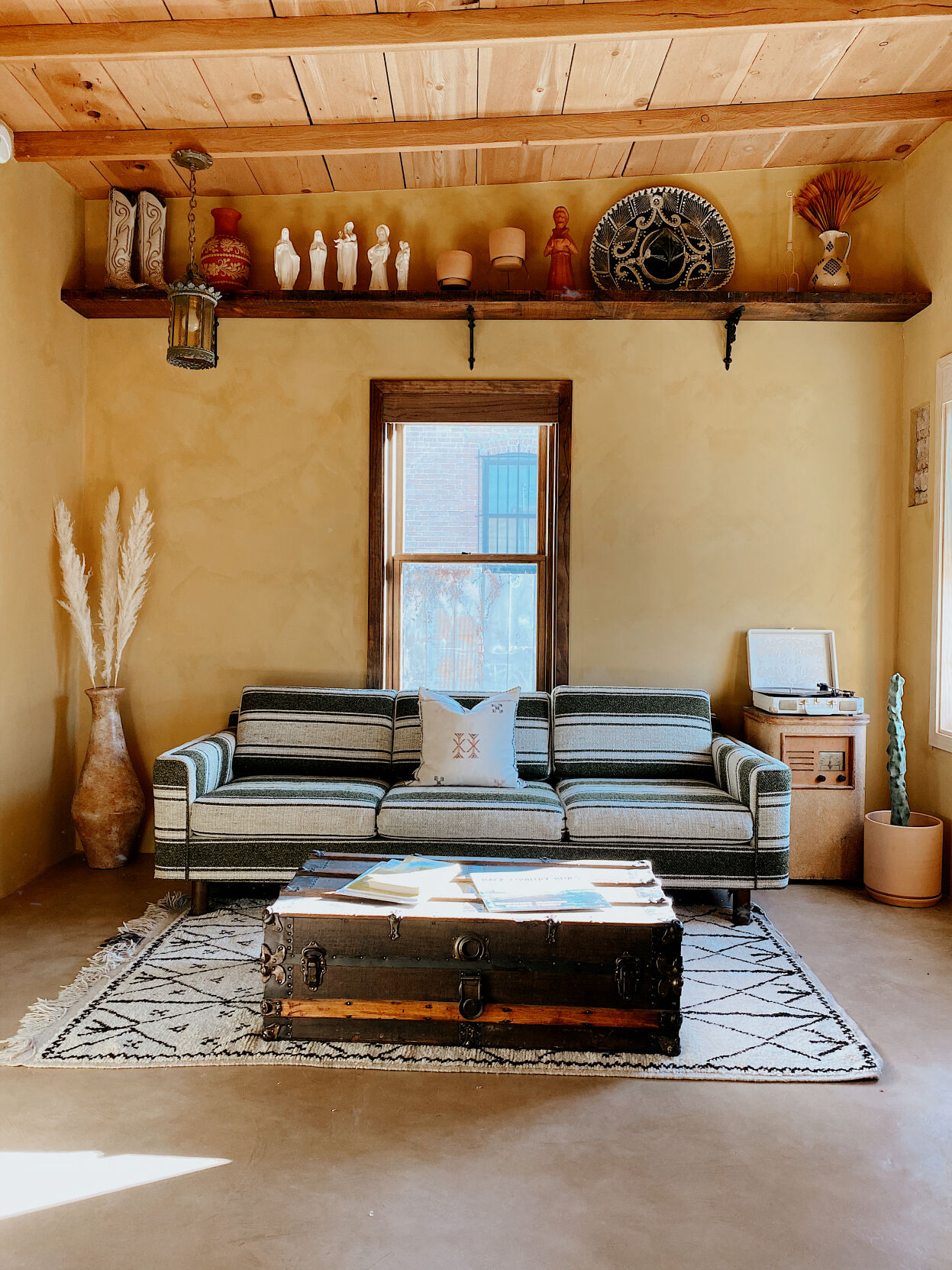 Barrio Viejo virtual home tour
